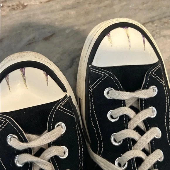 Women’s Converse All Star with cat claws! Sz 10.5 EUC but have artwork on top - Picture 8 of 8